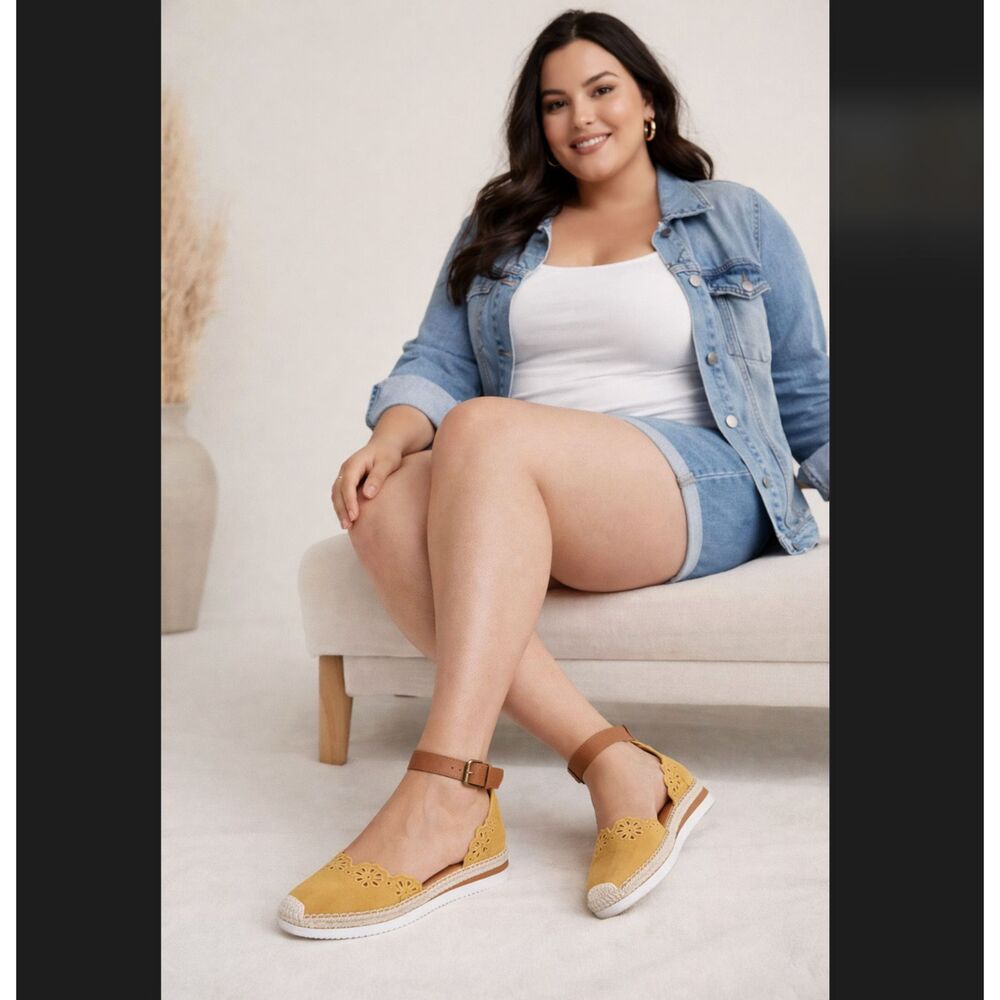 Torrid Espadrille Flats 8WW Wide Width Yellow Eyelet Ankle Strap Sport Sole NWT
